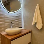 Six Stars 1br Modern 6 Mins To Centre Apartment *