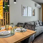 Apartment Six Stars 1br Modern 6 Mins To Centre