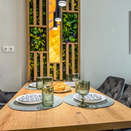 Apartment Six Stars 1br Modern 6 Mins To Centre Plovdiv